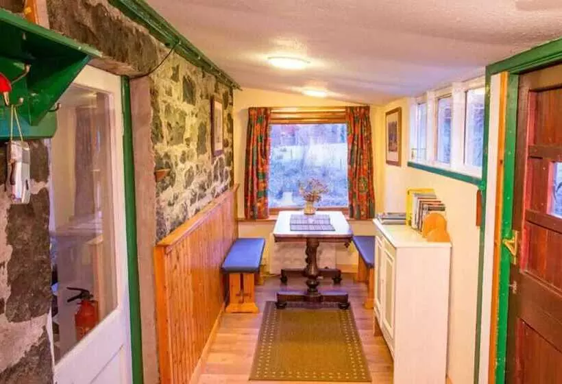 Hotelli Steading Holidays - Ian's Lodge