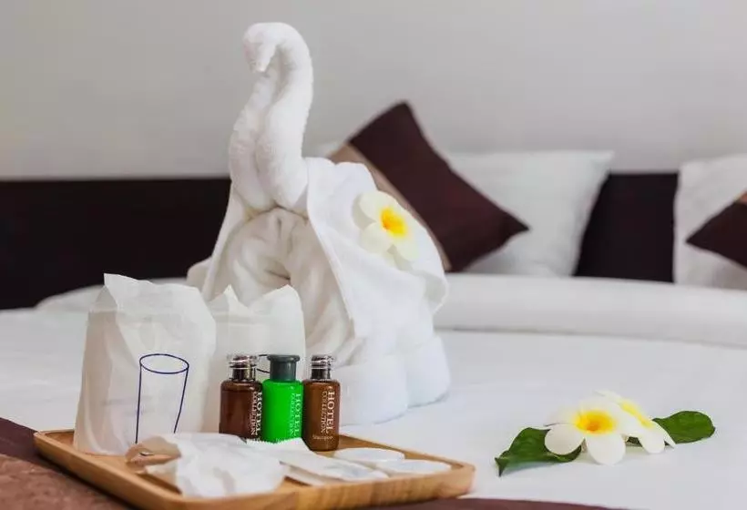 ホテル The Retreat Khaolak Resort Sha Extra Plus