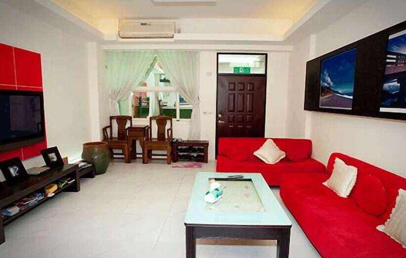 تختخواب و صبحانه Sunshine Guest House