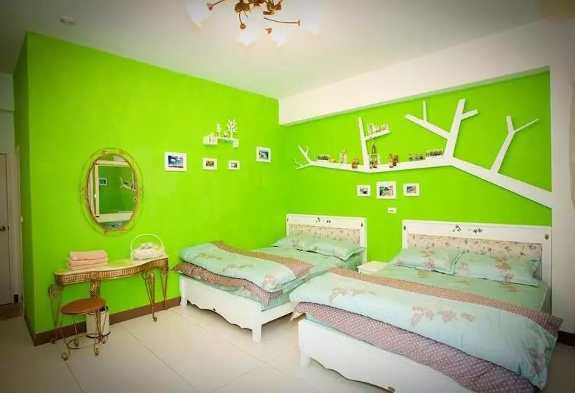 تختخواب و صبحانه Sunshine Guest House
