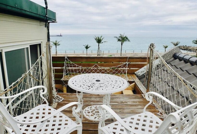 تختخواب و صبحانه Sunshine Guest House