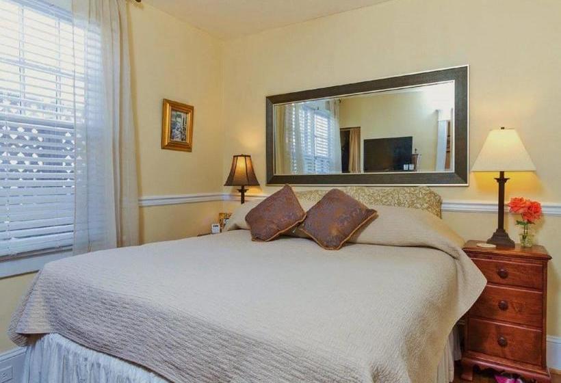 Bewitched And Bedazzled Bed And Breakfast