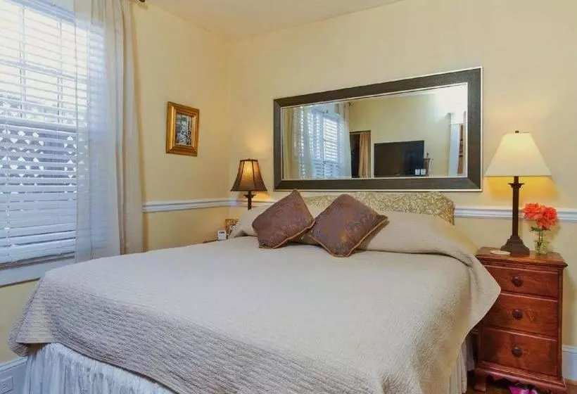 Bewitched And Bedazzled Bed And Breakfast