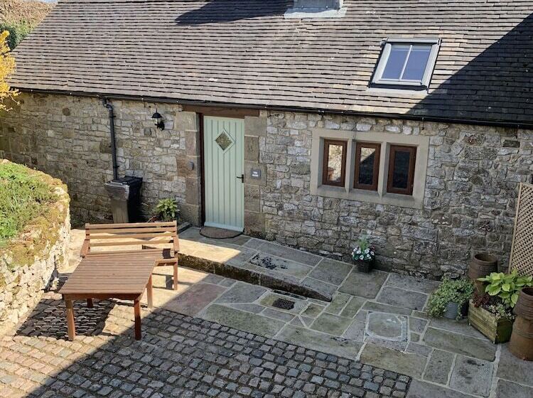 Chestnut Farm Holiday Cottages