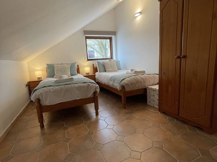 Chestnut Farm Holiday Cottages