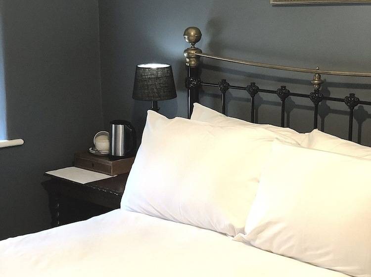 Хостел The Wheatsheaf