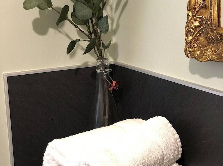 Хостел The Wheatsheaf