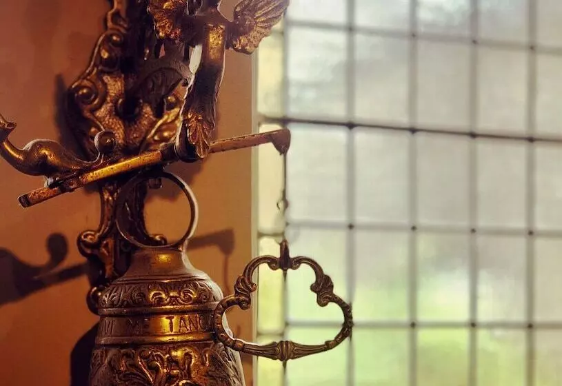 簡易ホテル The Wheatsheaf