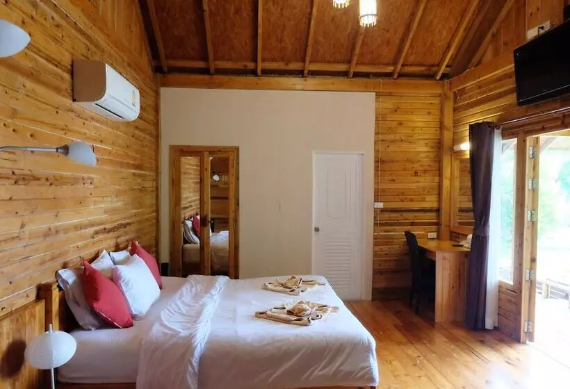 هتل A Na Lay Resort Koh Kood