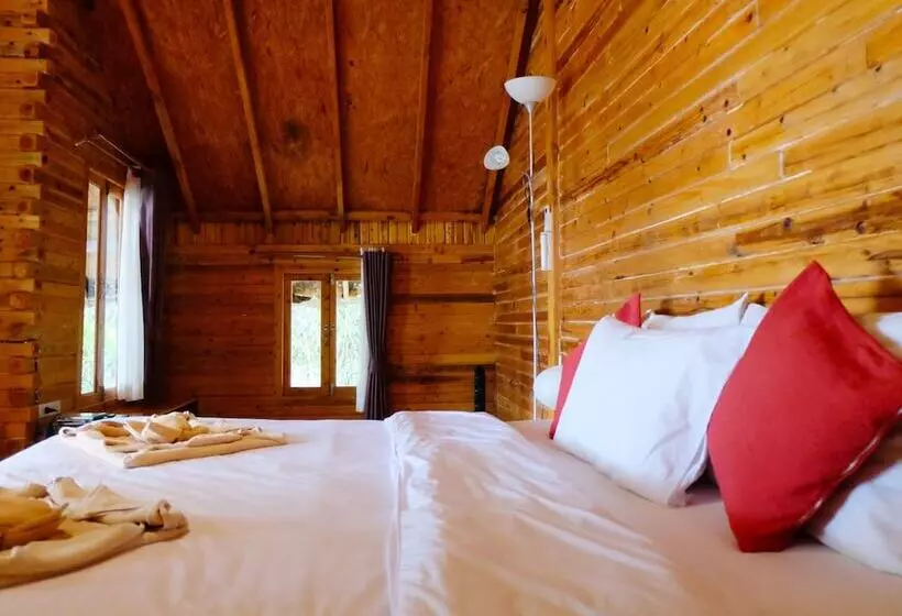 هتل A Na Lay Resort Koh Kood