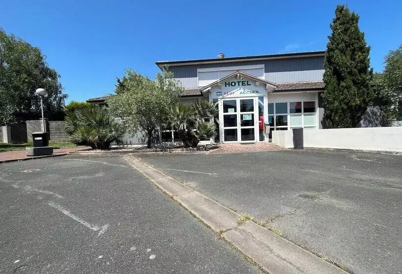 ホテル Fasthôtel La Roche Sur Yon