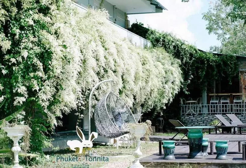Hotelli Phuket Nonnita Boutique Resort   Sha Plus