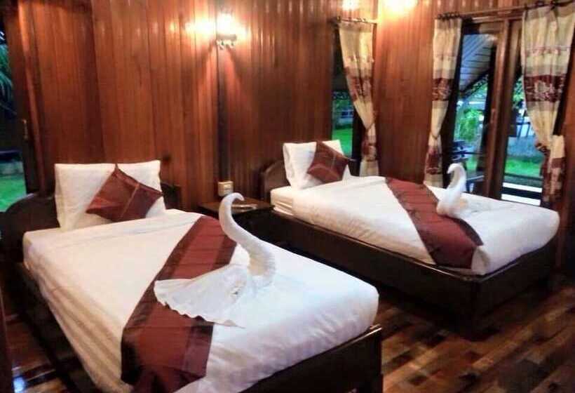 Отель Roithong Resort