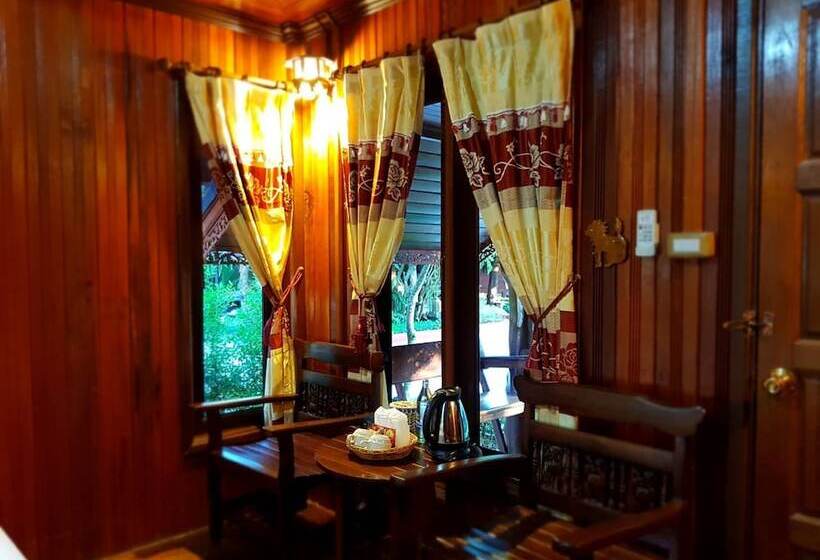 Отель Roithong Resort