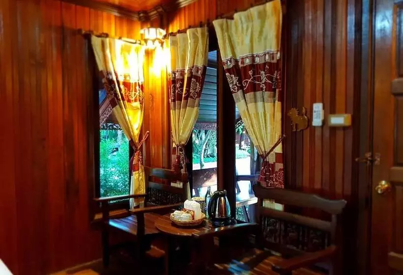 Hotelli Roithong Resort