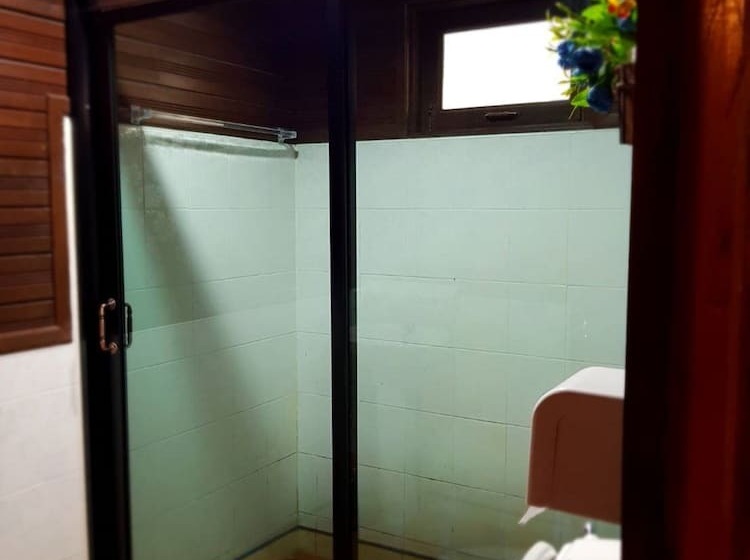 Отель Roithong Resort