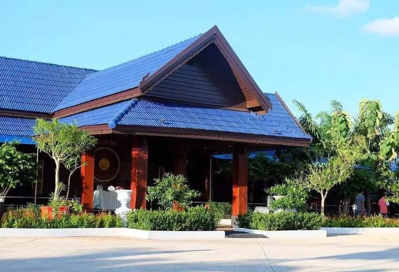 Hotelli Roithong Resort