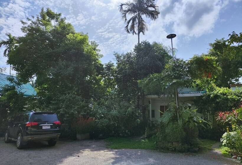 ホテル Saneha Resort