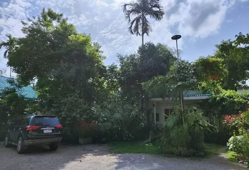 Hotelli Saneha Resort