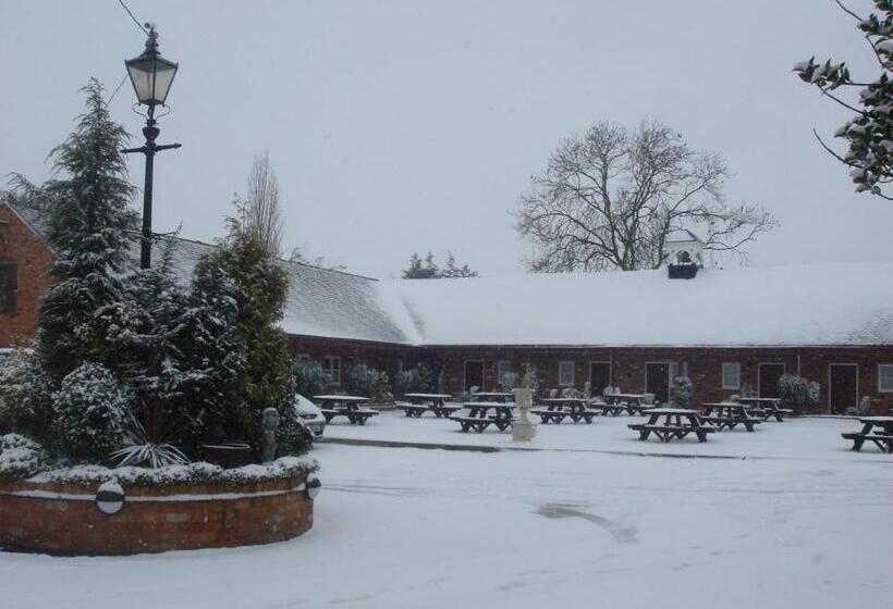 Отель The Royal Arms