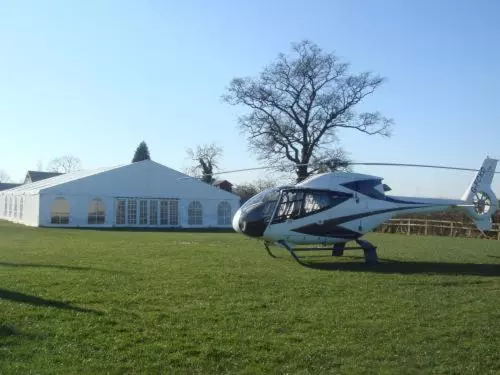 ホテル The Royal Arms