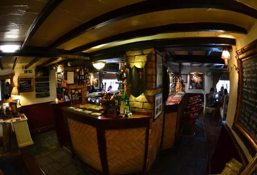 ホテル The Royal Arms