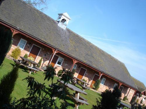 Отель The Royal Arms