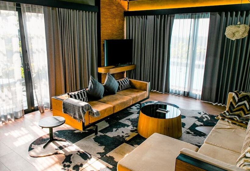 בית מלון כפרי Vino Neste Private Pool Villas