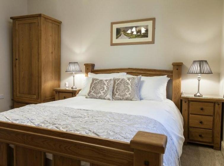 Parkers House Bed & Breakfast