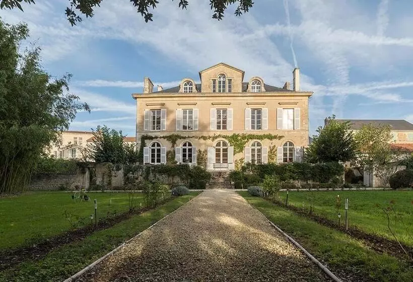 Majatalo Chambre D Hotes La Maison De Maître