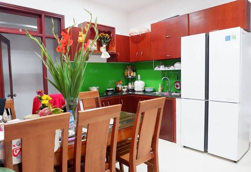 پانسیون White Lion House