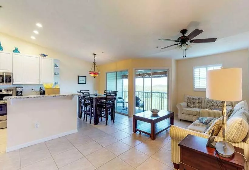 Sandy Pointe