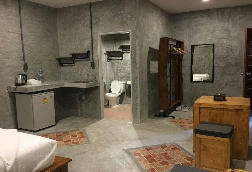 Sirah Hometel   Hostel