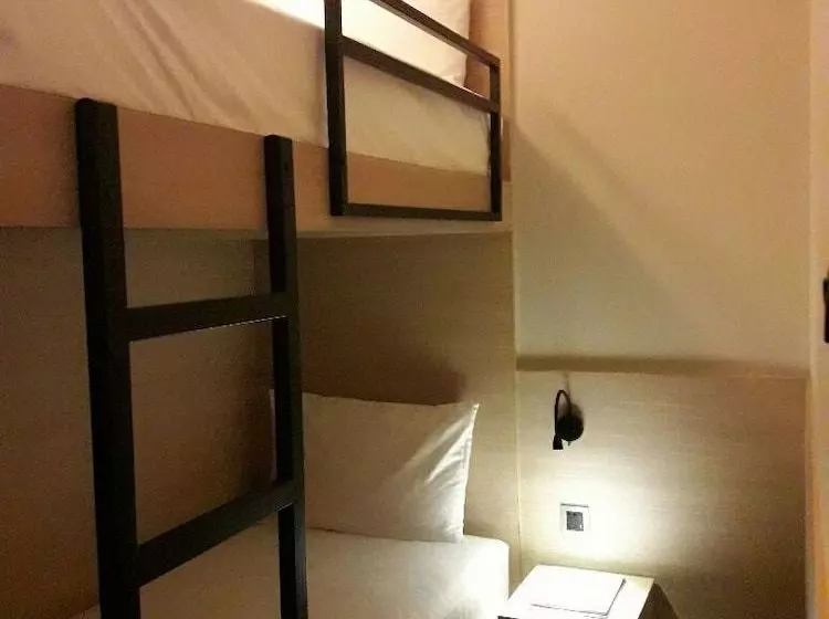 Aerotel Abu Dhabi T3 Arrival Transit  Hostel