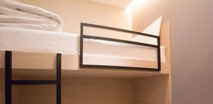 Aerotel Abu Dhabi T3 Arrival Transit  Hostel