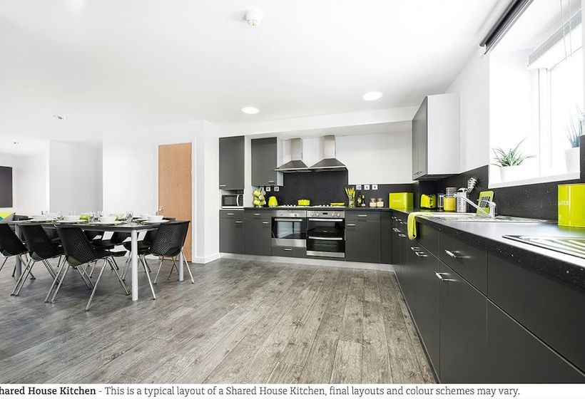 فندق صغير Crescent Place Campus Accommodation