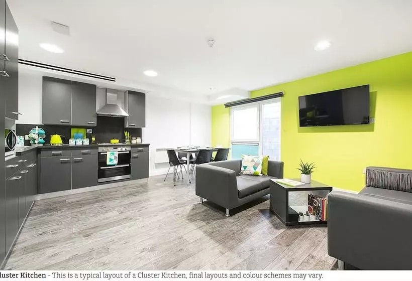 هاستل Crescent Place Campus Accommodation