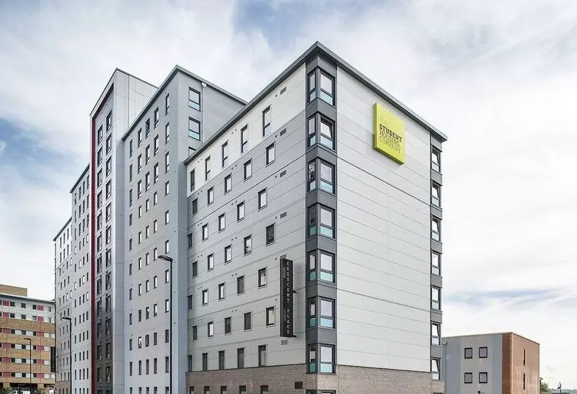 هاستل Crescent Place Campus Accommodation