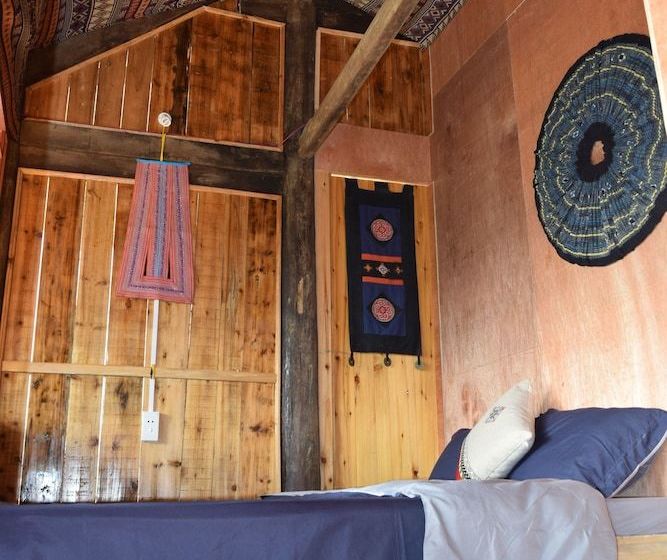 Bac Ha Eco Homestay  Hostel