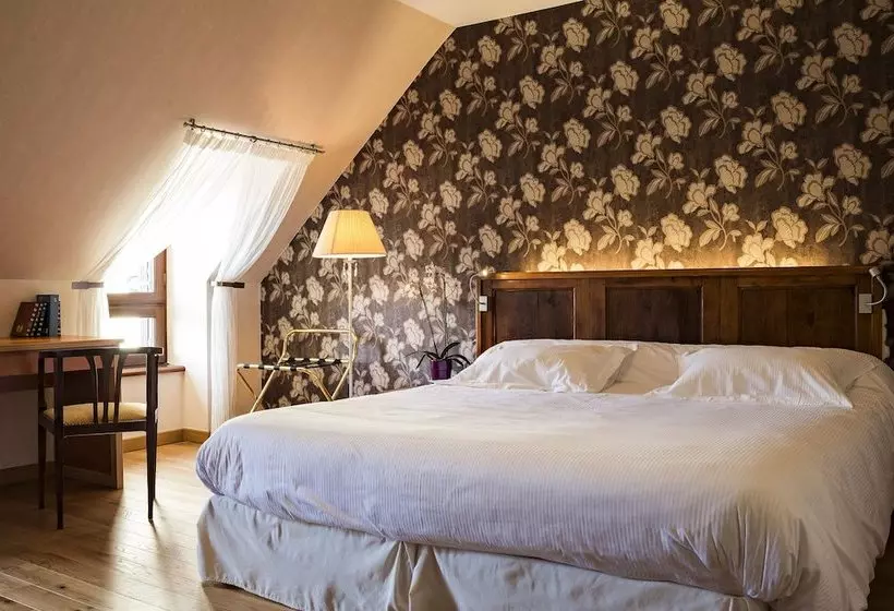 Hotelli Hôtel Regis