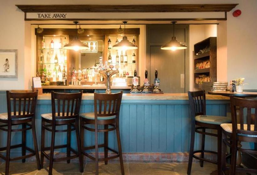 酒店 The Saracens Head