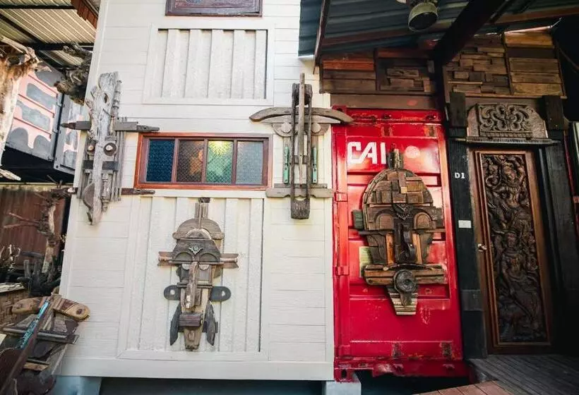 Hotelli Suankaew Art Cottage