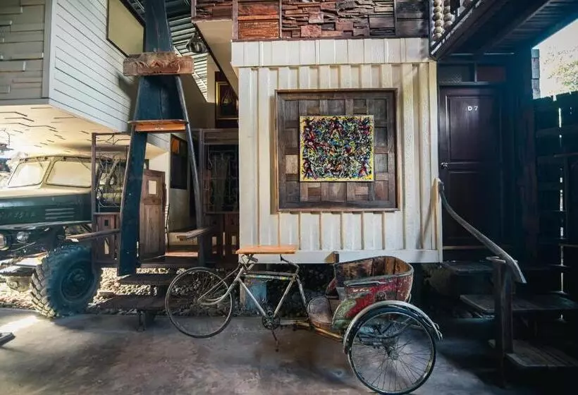 Hotelli Suankaew Art Cottage