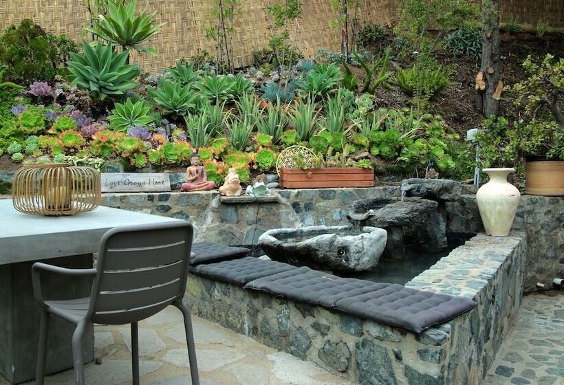 Inn At Moonlight Beach