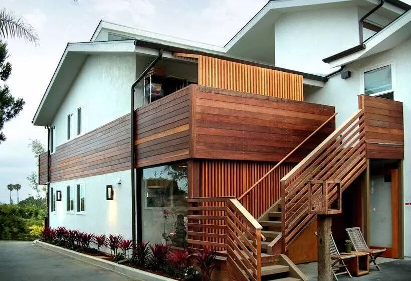 Inn At Moonlight Beach