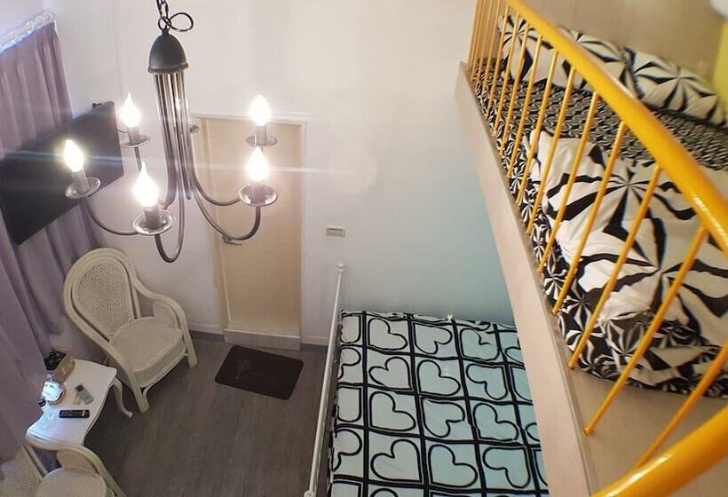 پانسیون Mu In