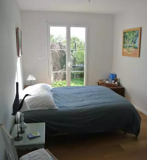 Majatalo Homes D Opale, Caroline