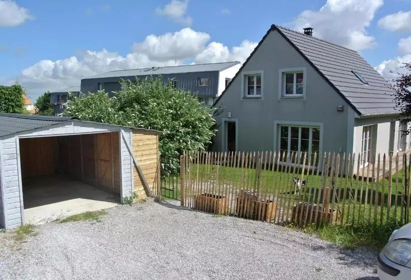 Majatalo Homes D Opale, Caroline