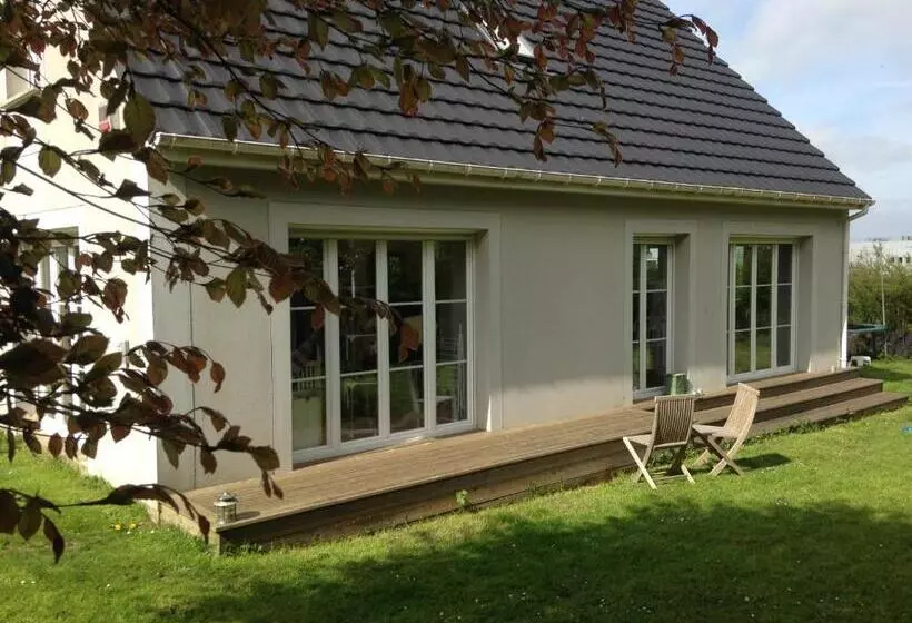 Majatalo Homes D Opale, Caroline