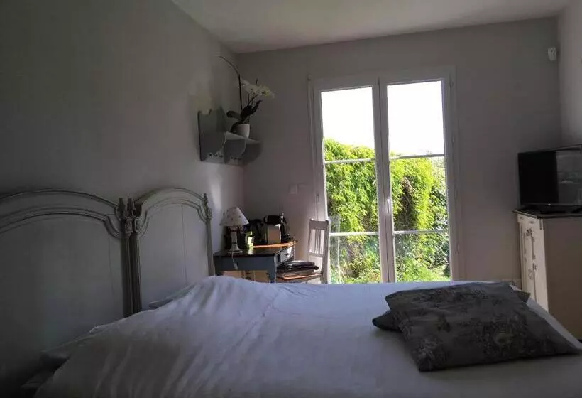 Majatalo Homes D Opale, Caroline